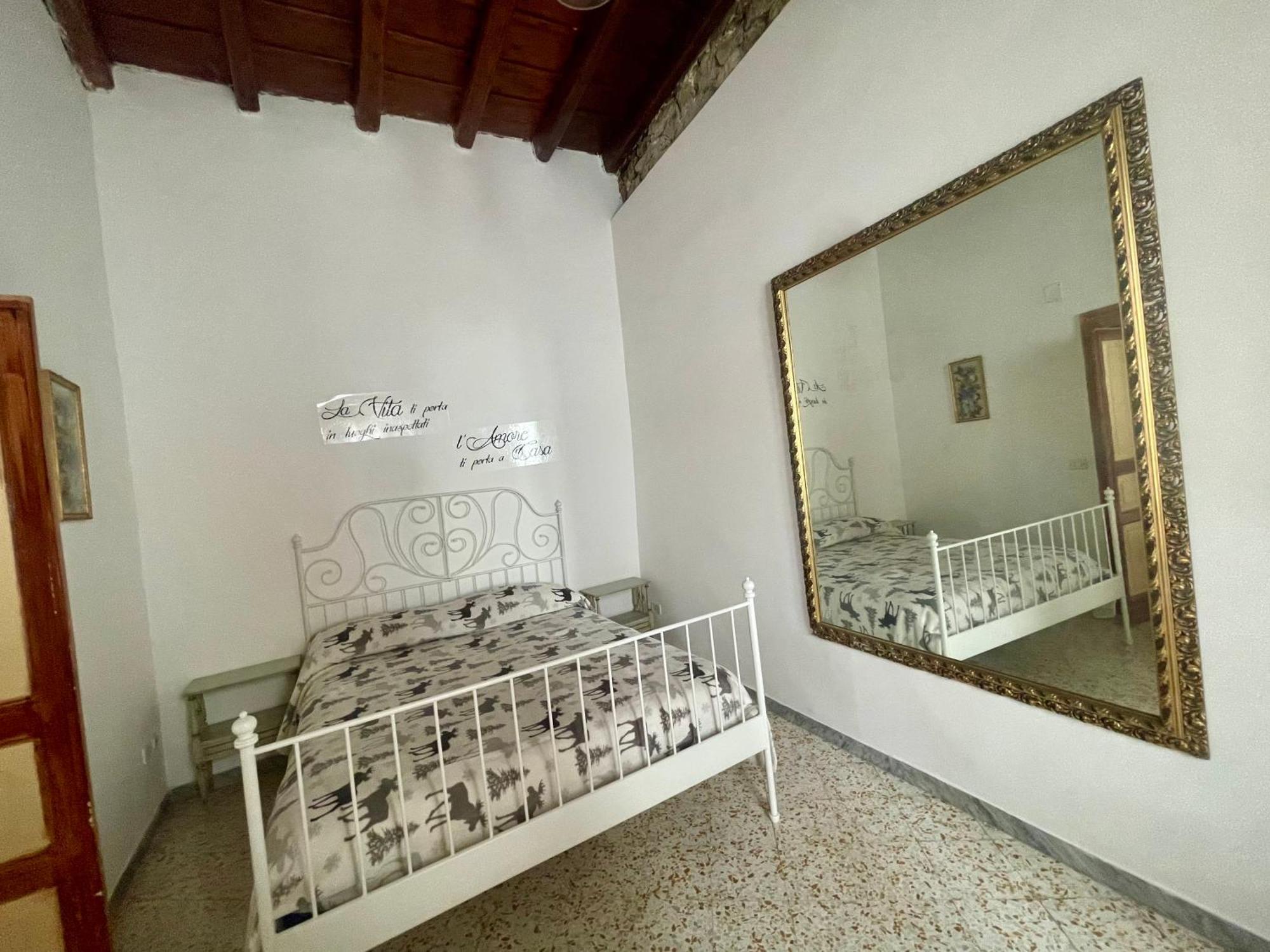 Mura Del Tempo - Rooms & Suites 比谢列 外观 照片