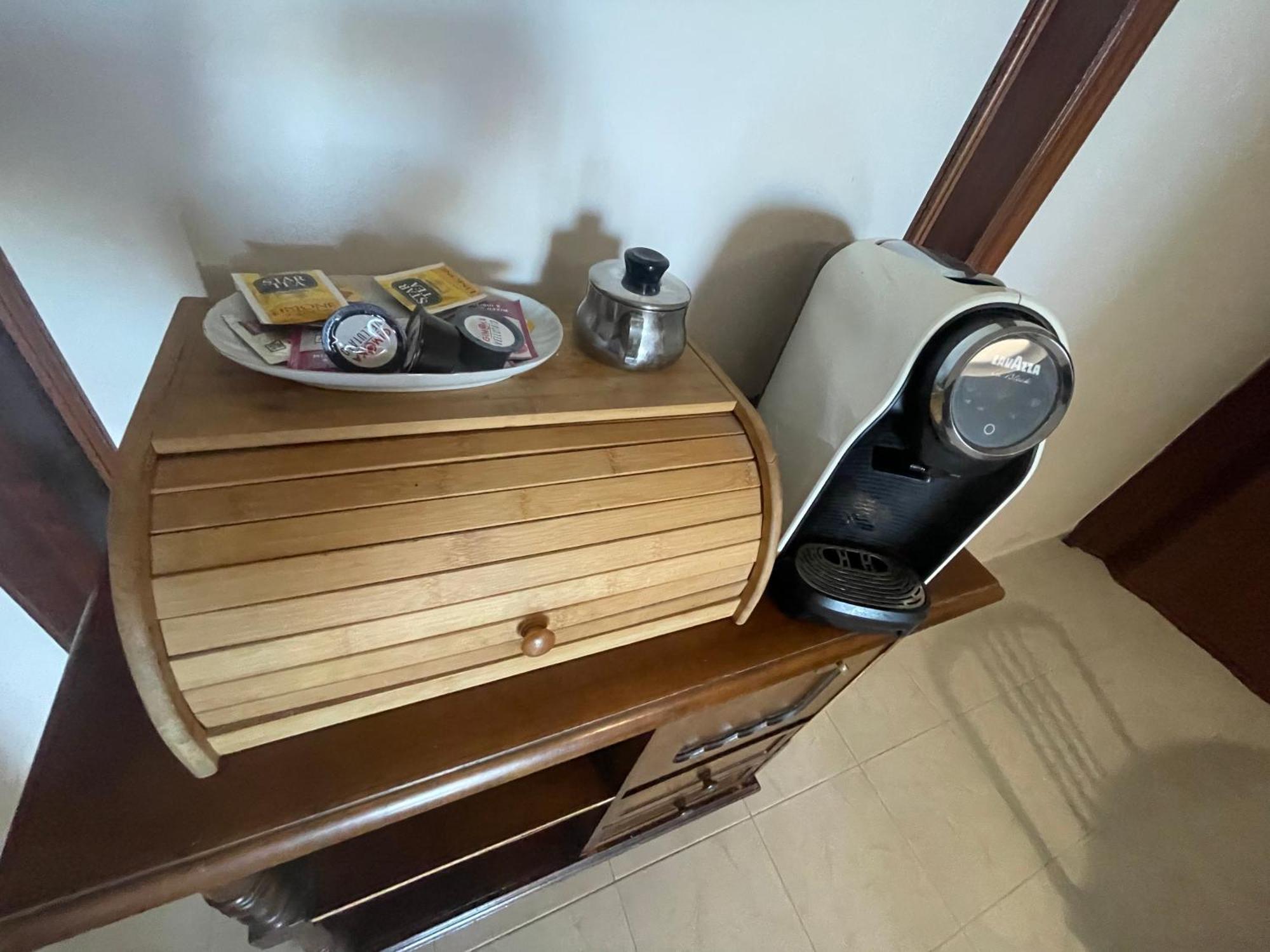 Mura Del Tempo - Rooms & Suites 比谢列 外观 照片